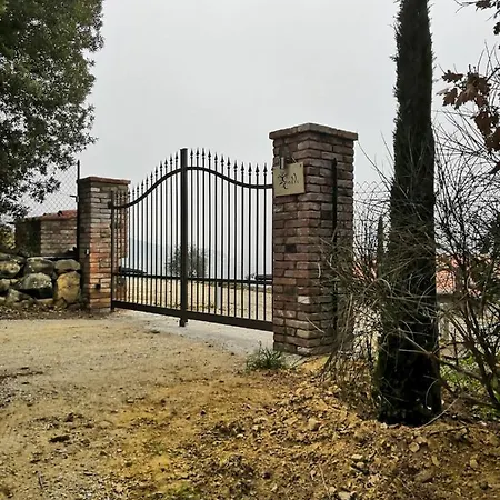 Hébergement de vacances Di Colle In Colle - With Private Pool *