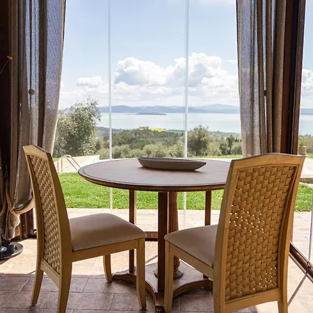 Di Colle In Colle - With Private Pool Hébergement de vacances Tuoro sul Trasimeno